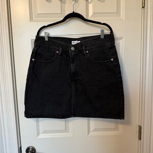 Zara Classic Black Denim Skirt size XXL